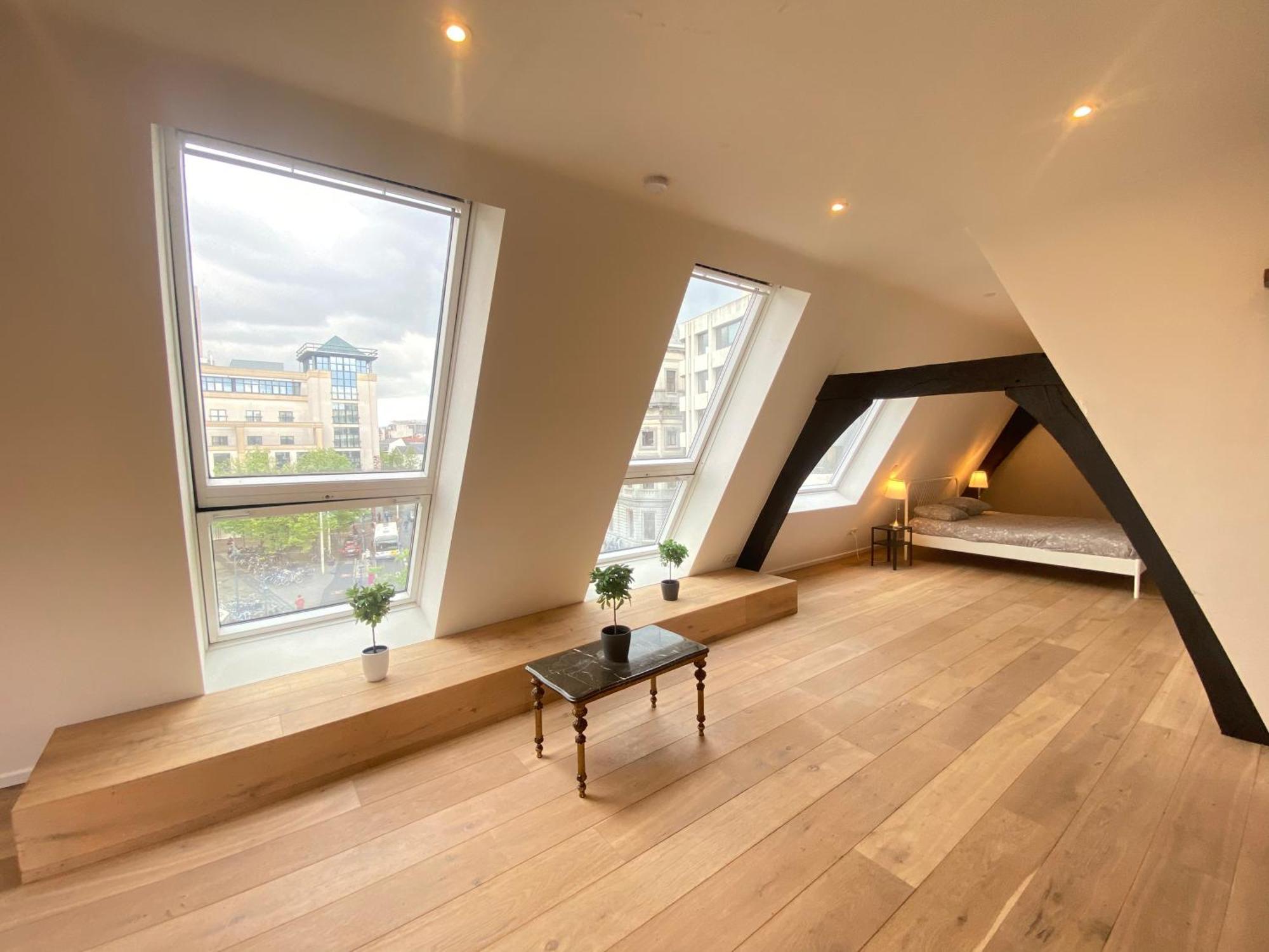 The Central Square Residence Antwerp Exterior photo