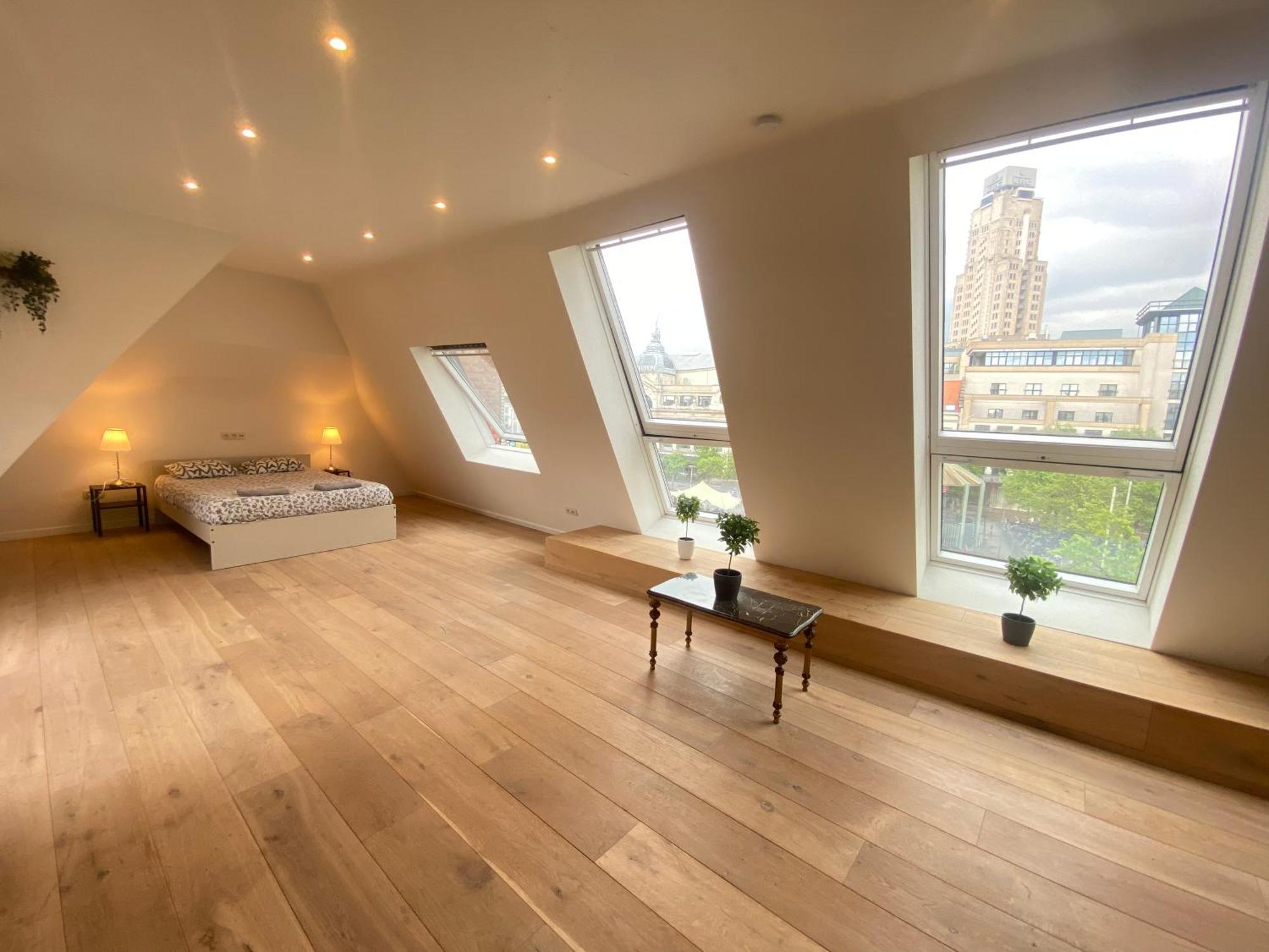 The Central Square Residence Antwerp Exterior photo