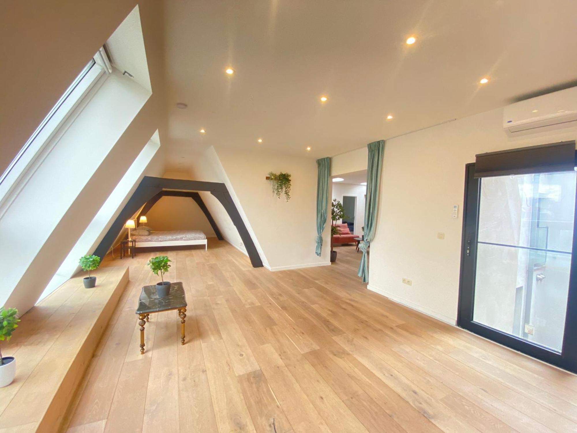 The Central Square Residence Antwerp Exterior photo